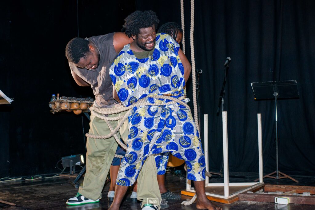 Théâtre «Discours sur le colonialisme»-10.04.26